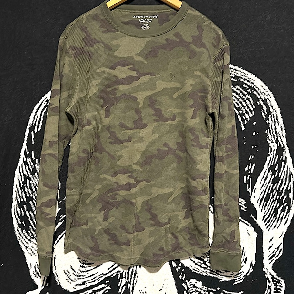 Mens small american eagle camo long sleeve super soft stand fit